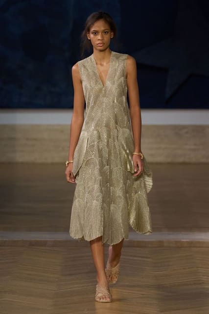 Chloe Paredes — 8