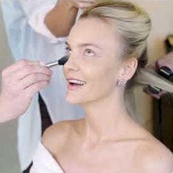 Como Carol Trentini se preparou para o B... — Vogue Brasil