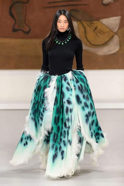 Chanel Métiers d'art 2026 Reprise Show S... — Chanel