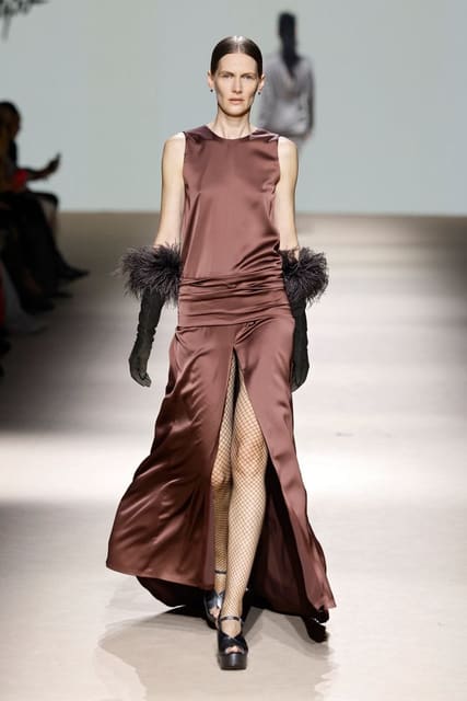 Romina Lanaro — 4