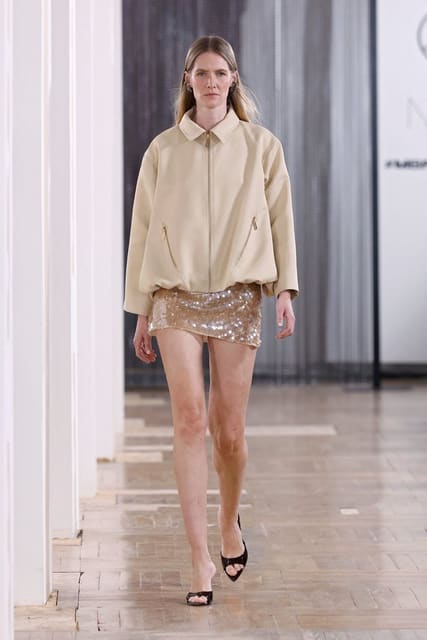 Romina Lanaro — 7