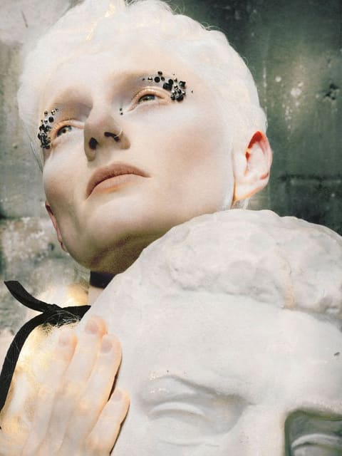 BLOW IT SOFTLY — Numéro Switzerland