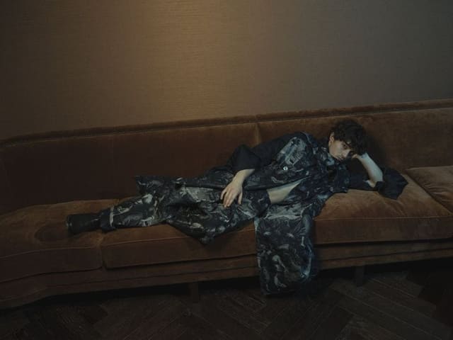 A MANI BASSE by Manuele Geromini — Grey Magazine