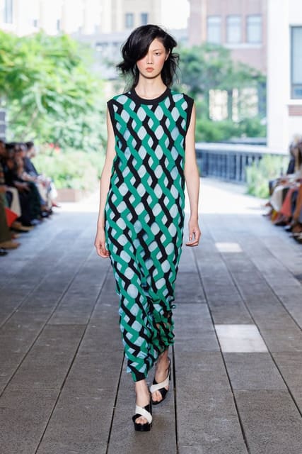 Diane von Furstenberg S/S 27 Show — Diane von Furstenberg