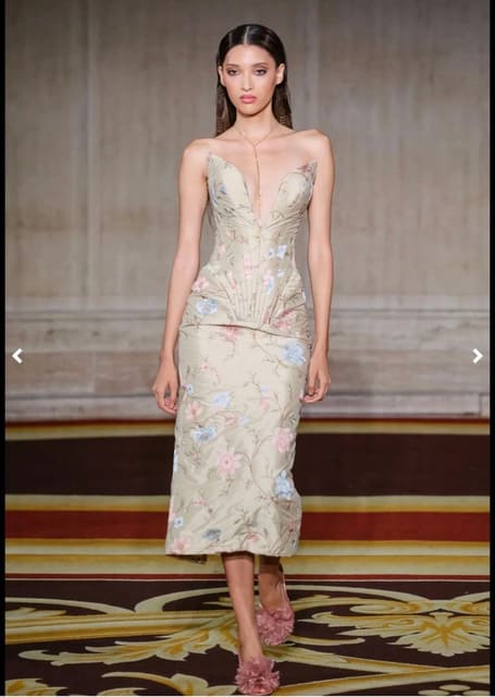 Christian Siriano S/S 27 Show — Christian Siriano
