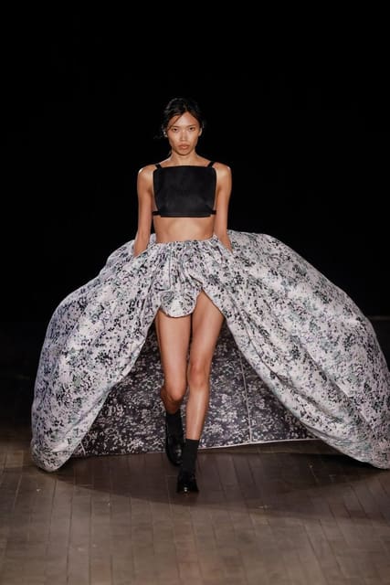 Aknvas S/S 27 Show — Aknvas