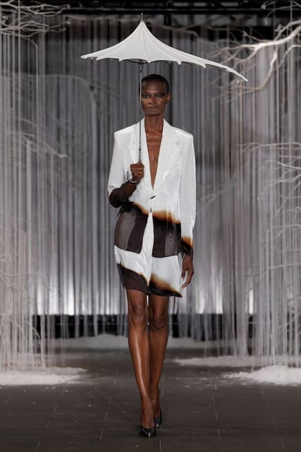 Grace Ling S/S 27 Show — Grace Ling
