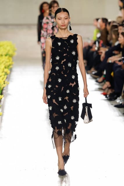 Carolina Herrera S/S 27 Show — Carolina Herrera
