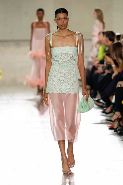 Carolina Herrera S/S 27 Show — Carolina Herrera