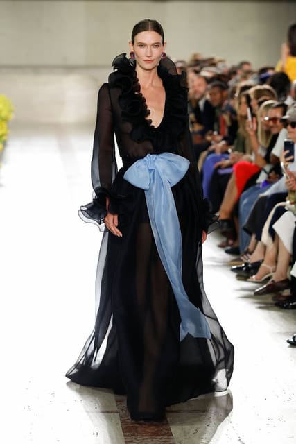 Carolina Herrera S/S 27 Show — Carolina Herrera
