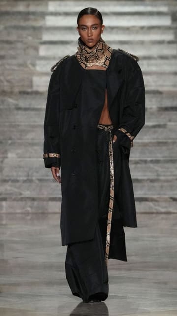 LaQuan Smith S/S 27 Show — LaQuan Smith