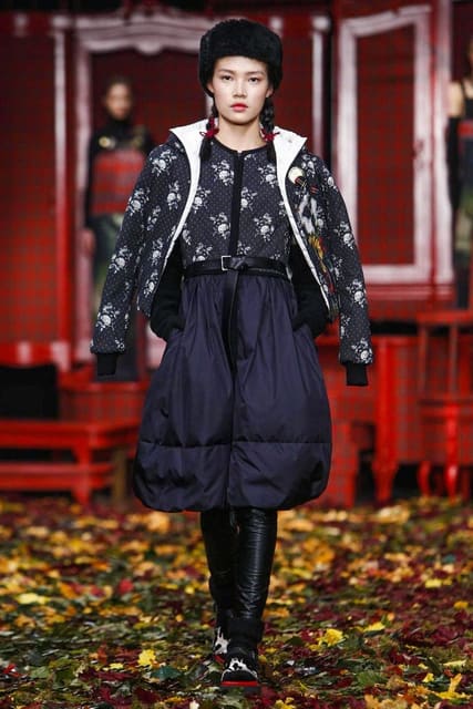 Isola Marras F/W 15 Show — Isola Marras