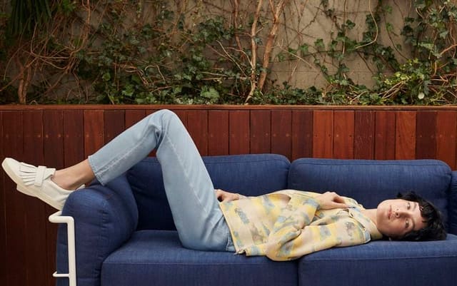 Armani Exchange March Online Lookbook 20... — Armani Exchange