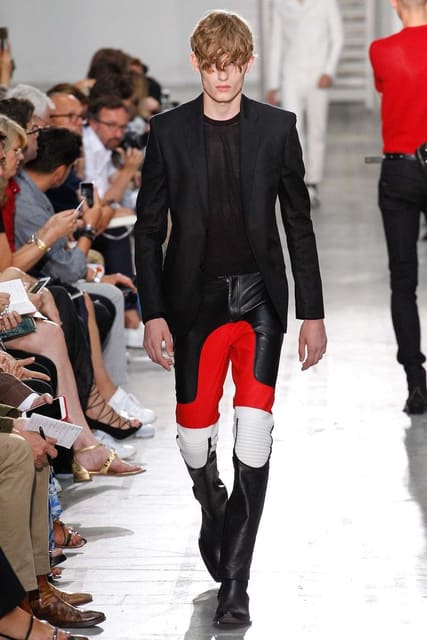 Costume National S/S 16 Men's Show — Costume National