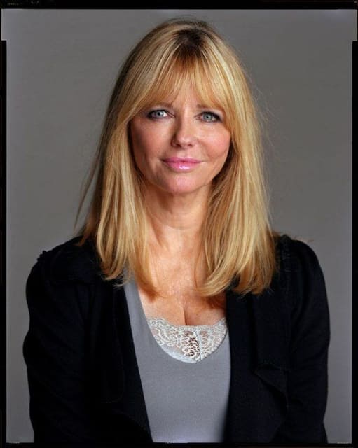 Cheryl Tiegs — 4