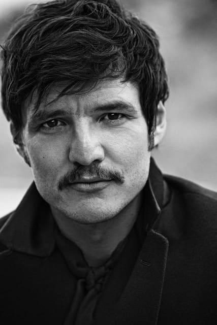 Pedro Pascal — L'Uomo Vogue