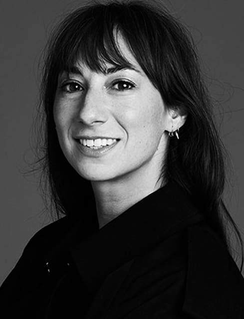 Lara Backmender