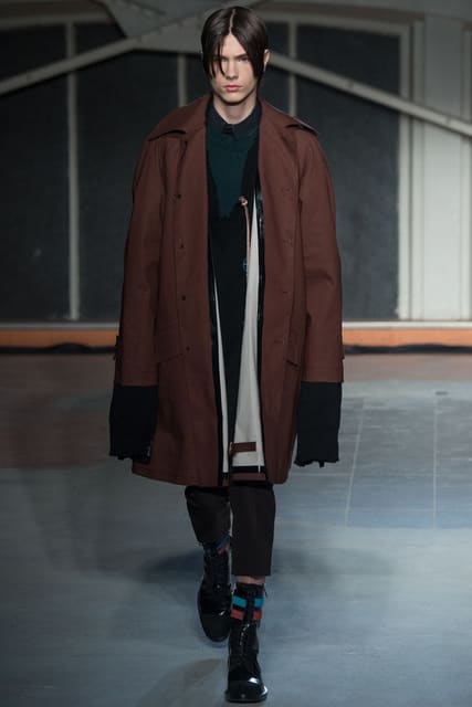 Raf Simons F/W 16 Show — Raf Simons