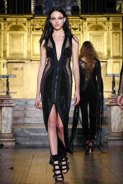 Julien Macdonald F/W 16 Show — Julien Macdonald