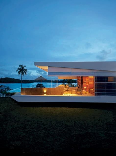 Island Hotels — Conde Nast Traveler