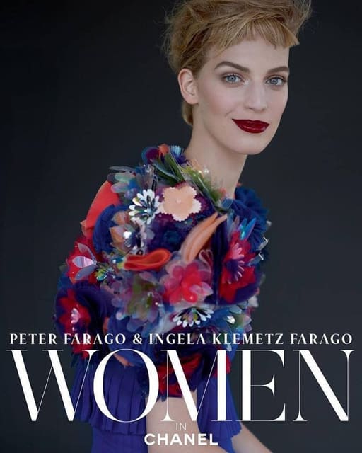 Women In Chanel Collector's Edition Cove... — Book