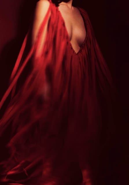 Addict to red — Vision China