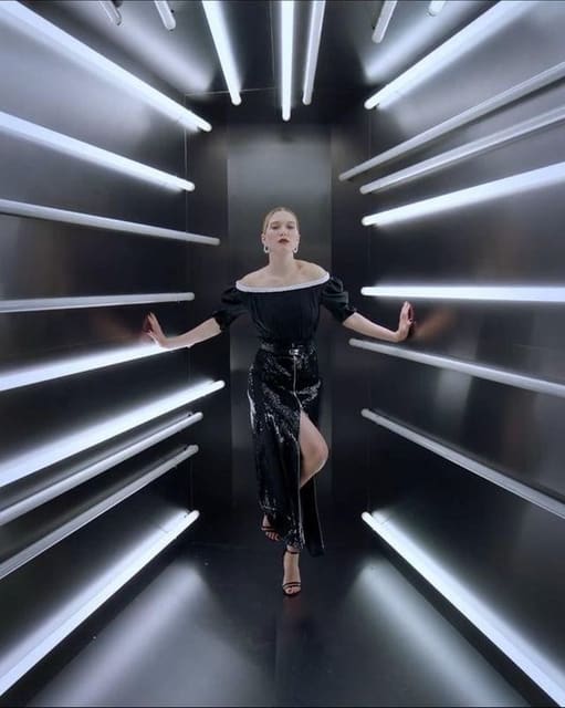 Met Gala Special Edition 2016: Manus x M... — American Vogue