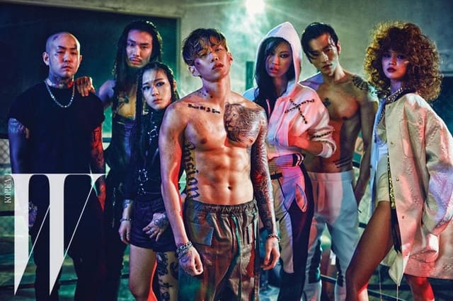 Fight Club — W Korea