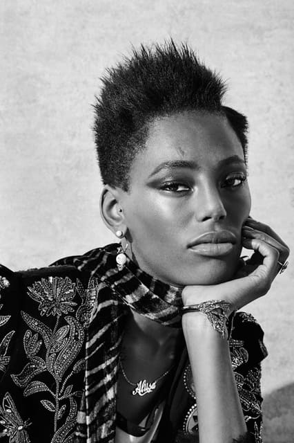 Natural Anthem w/ Naro, Cassandra, Idil,... — Elle Canada