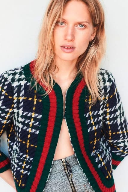 Laura Julie — Eurowoman