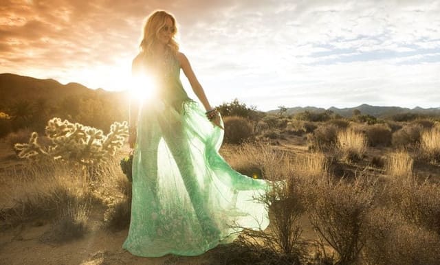 Hippie Yeah! — Jolie Magazine