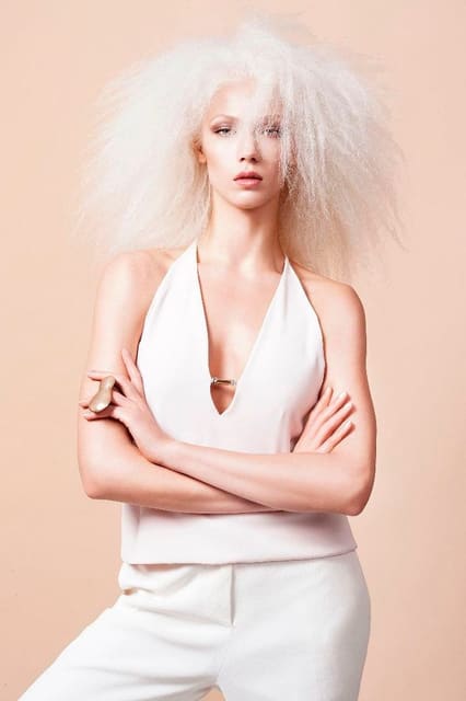 Kopekc Cbeta — L'Officiel Ukraine
