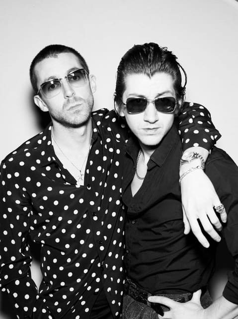 THE LAST SHADOW PUPPETS — Les Inrockuptibles