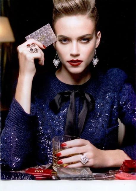 Cartada Final — Vogue Brasil