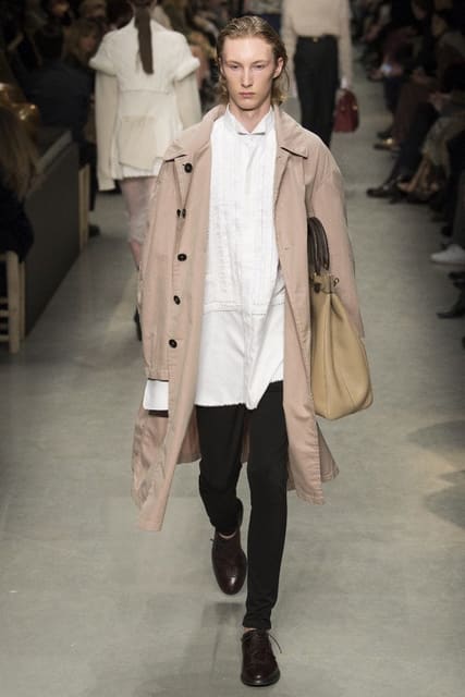 Burberry S/S 17 Show — Burberry