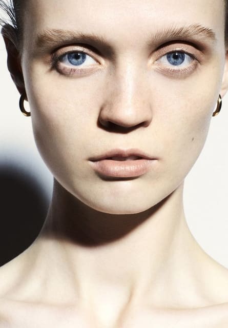 Twist minimalista — Vogue Brasil