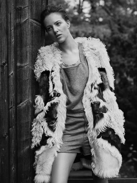 Eliza by Hordur Ingason — Elle France