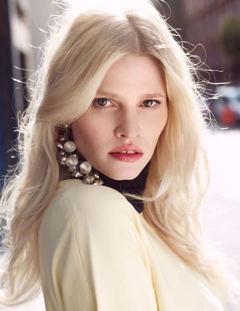LARA STONE — Intermission Magazine