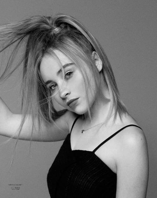 Sabrina Carpenter — Herring & Herring Magazine