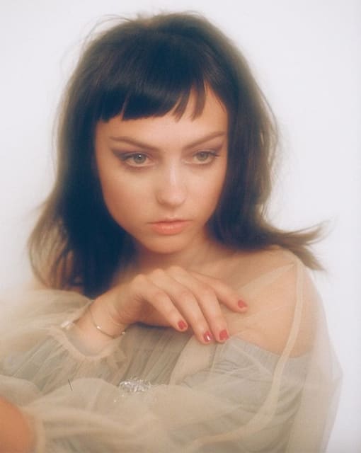 Heavenly Host : Angel Olsen — Nylon Magazine