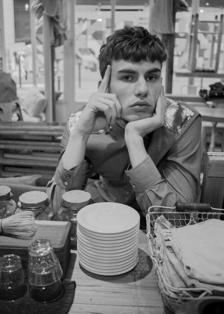 A day in the life of a cute barista — Elle Hong Kong
