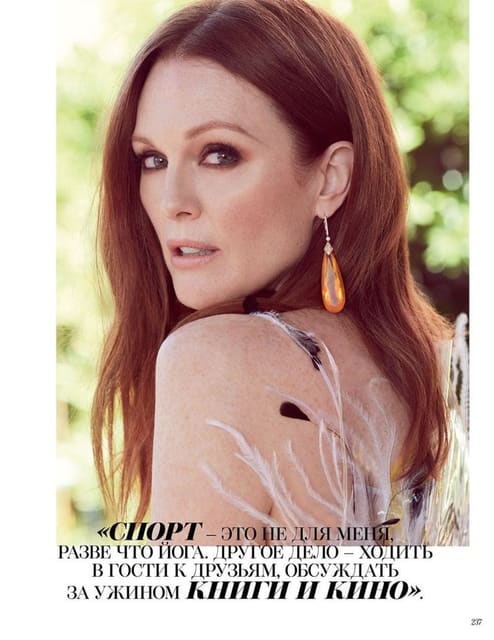 Moore — Vogue Russia