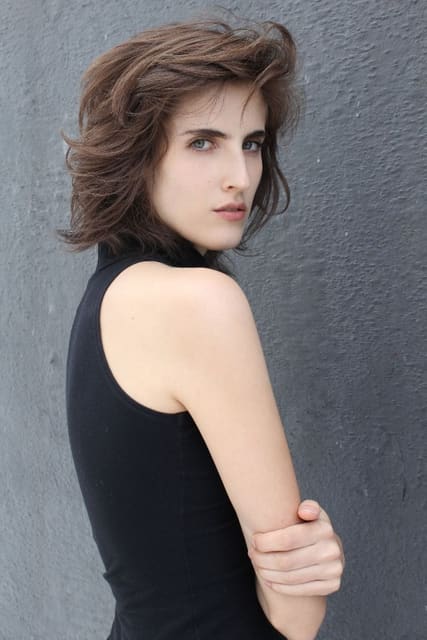 Amanda Moreno — 3