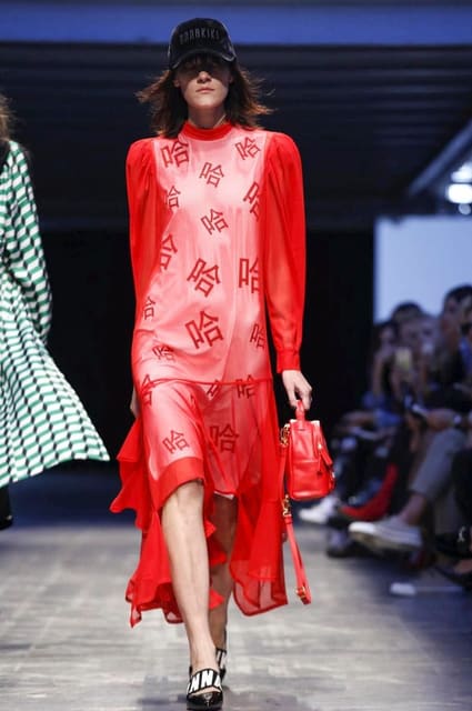 Annakiki S/S 18 Show — Annakiki