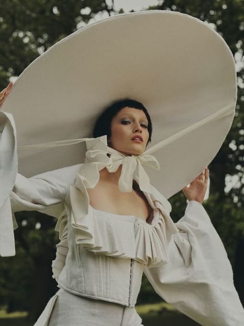 Melanie Apple — Vogue.it