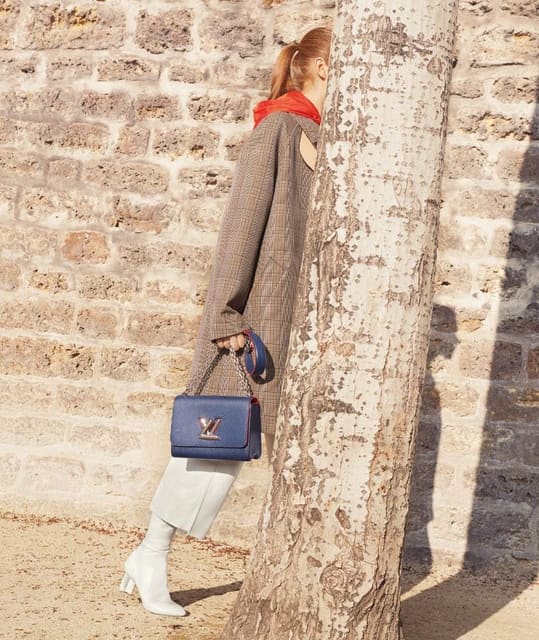 ACCESSORIES — Louis Vuitton