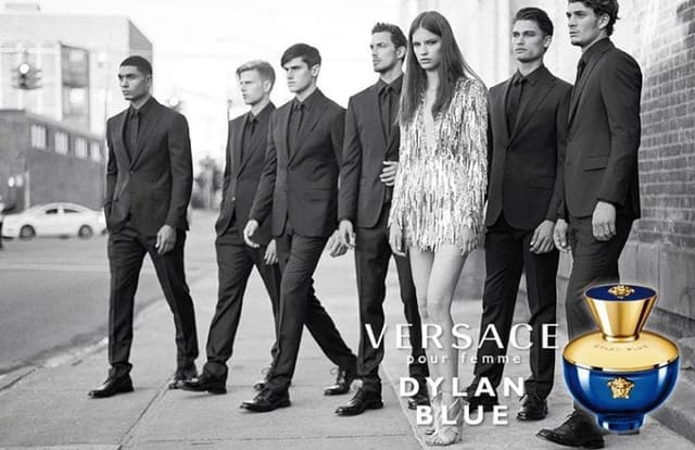 Versace Dylan Blue pour femme Fragrance ... — Versace