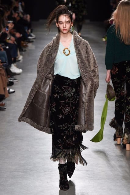 Véronique Leroy F/W 17 show — Véronique Leroy