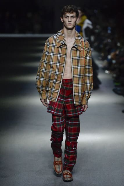 Burberry Spring 2018 Show — Burberry