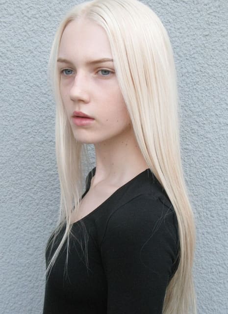 Emily Ruhl
